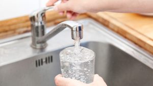 Durch Wasseraufbereitung Trinkwasserqualität verbessern